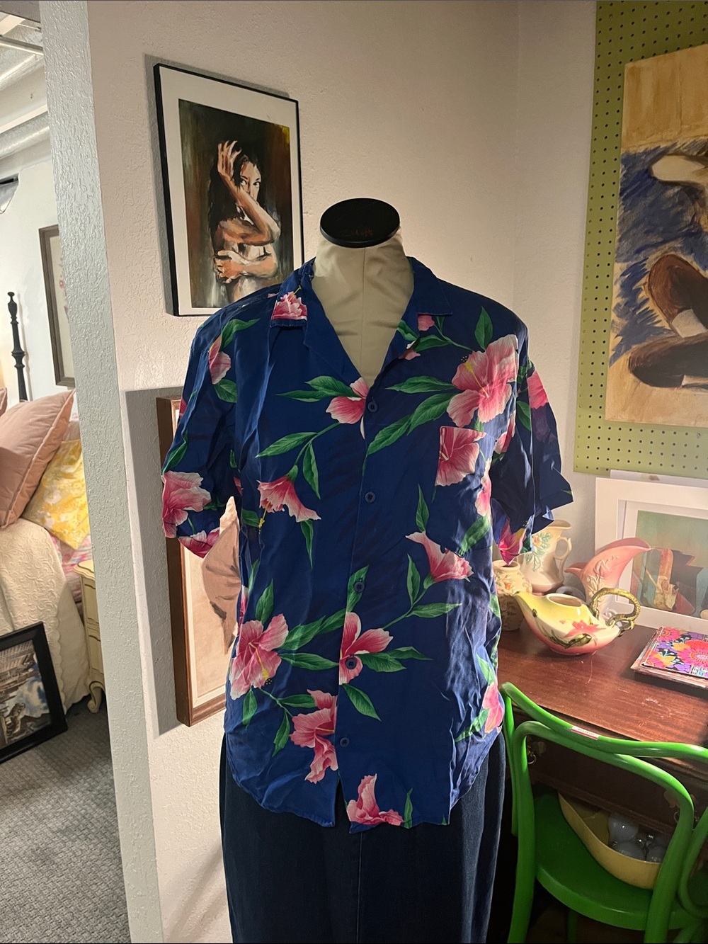 Vintage Blue Floral Hawaiian Button-Up Shirt